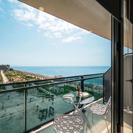 Your Beach Tower Batumi Luaran gambar