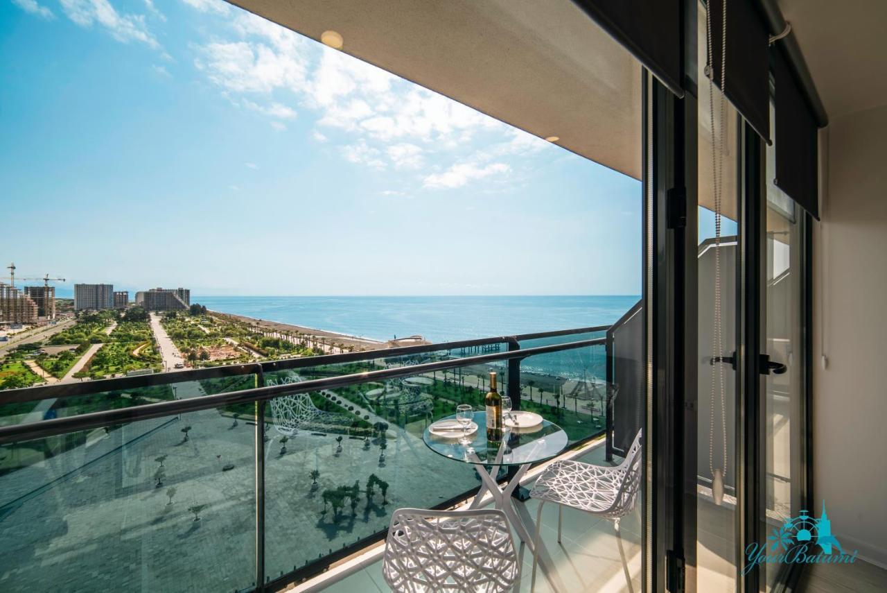 Your Beach Tower Batumi Luaran gambar