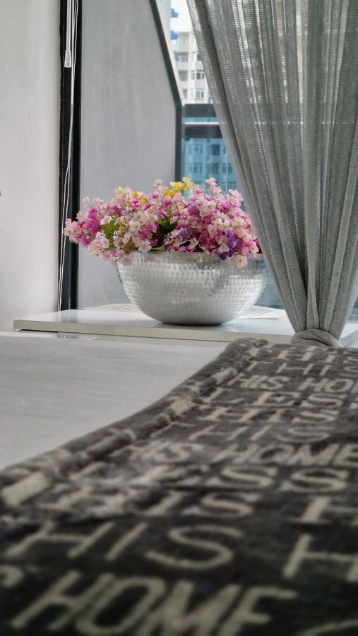 Your Beach Tower Batumi Luaran gambar
