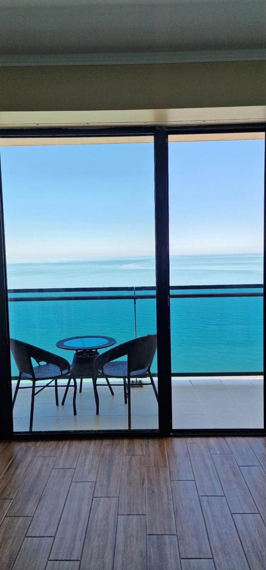 Your Beach Tower Batumi Bilik gambar