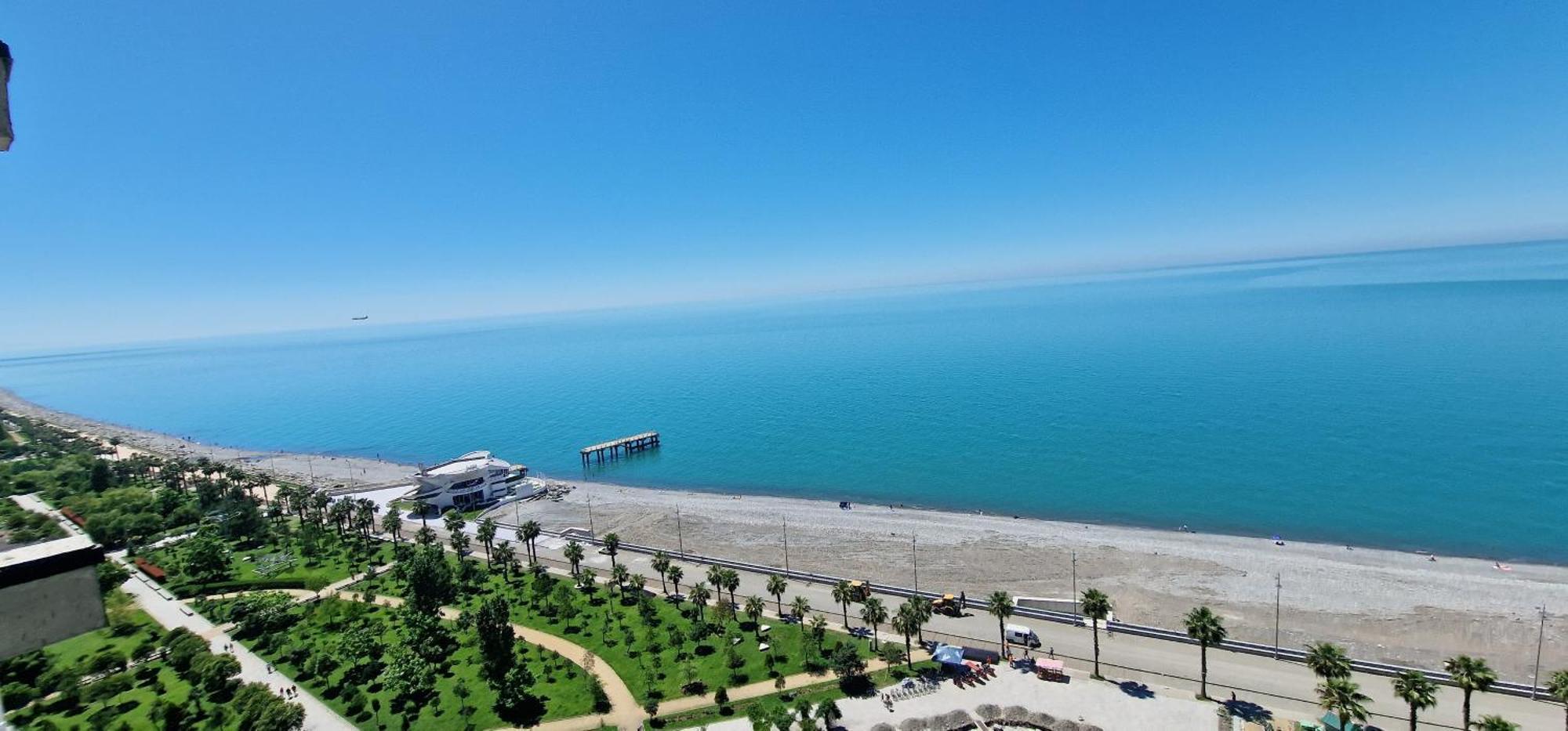 Your Beach Tower Batumi Bilik gambar