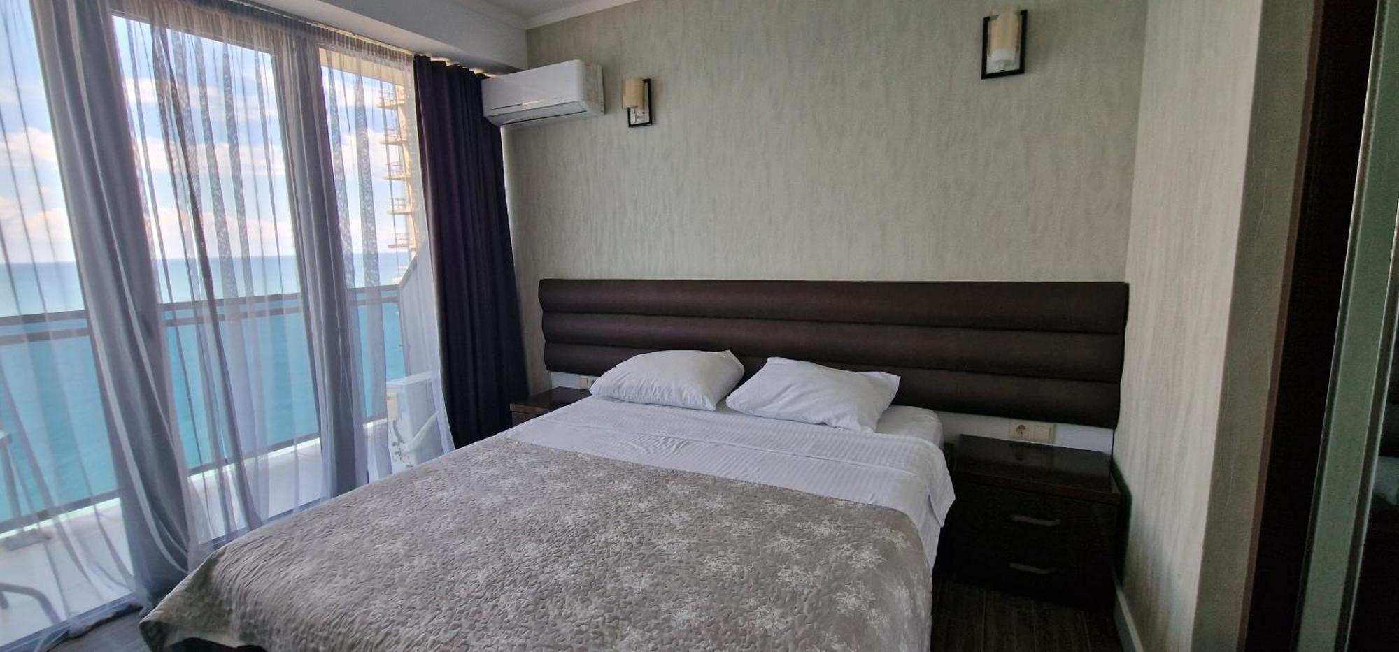 Your Beach Tower Batumi Luaran gambar